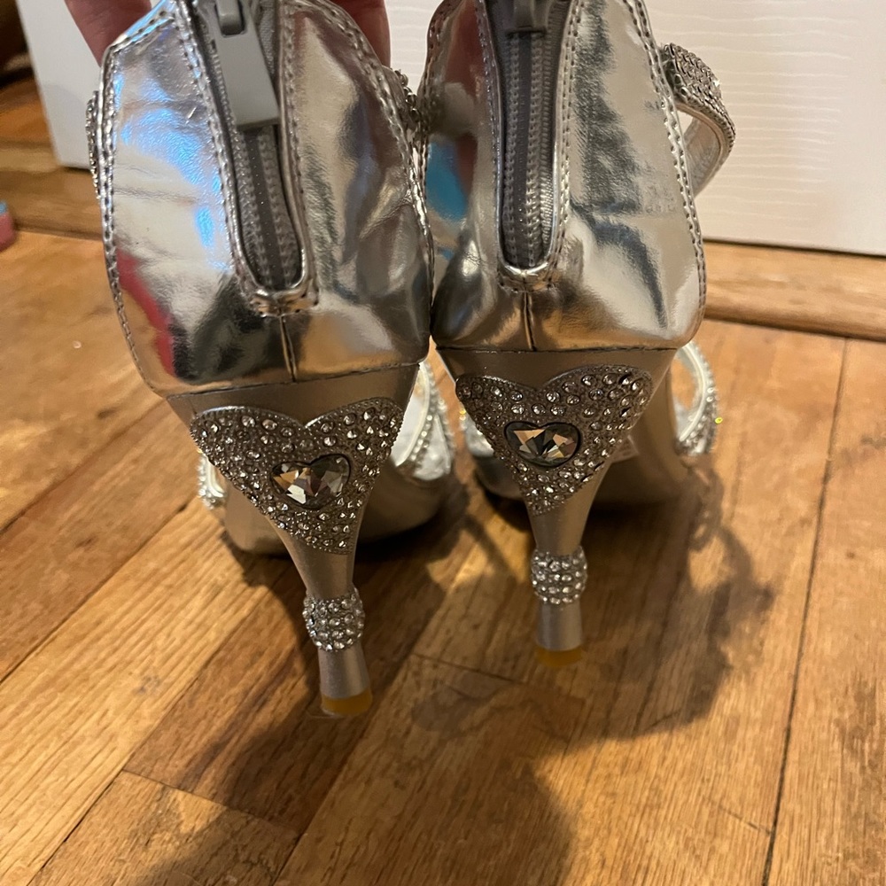 Women’s heels